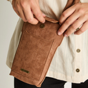 Porta Celular De Suede Texturizado Camel